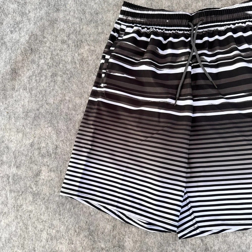 Nike Swim Mens Black Striped 9 Inch Inseam Board Shorts NESSD545-440 Size S NEW